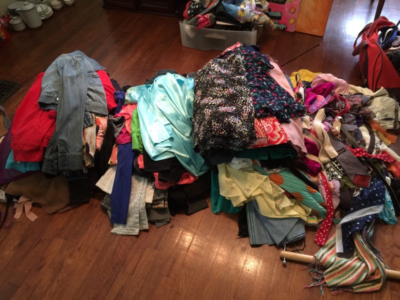10 Secrets to Declutter Effectively Using the KonMari Method - My Mommy ...